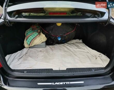 Черный Шевроле Лачетти, объемом двигателя 1.8 л и пробегом 270 тыс. км за 4600 $, фото 10 на Automoto.ua
