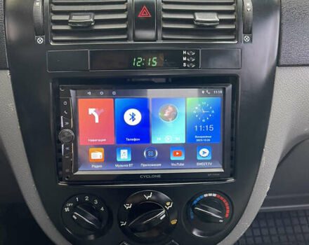 Черный Шевроле Лачетти, объемом двигателя 1.6 л и пробегом 240 тыс. км за 4300 $, фото 6 на Automoto.ua