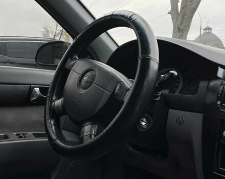 Чорний Шевроле Лачетті, об'ємом двигуна 1.8 л та пробігом 237 тис. км за 3600 $, фото 15 на Automoto.ua