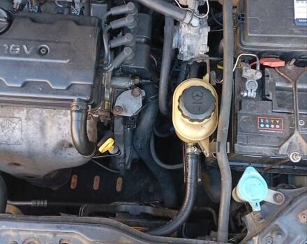 Черный Шевроле Лачетти, объемом двигателя 1.8 л и пробегом 282 тыс. км за 3500 $, фото 10 на Automoto.ua