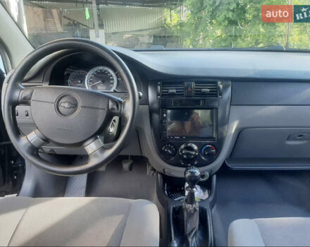 Черный Шевроле Лачетти, объемом двигателя 1.6 л и пробегом 215 тыс. км за 4000 $, фото 11 на Automoto.ua