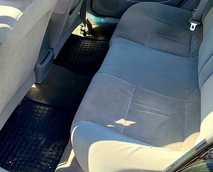 Черный Шевроле Лачетти, объемом двигателя 1.8 л и пробегом 345 тыс. км за 2200 $, фото 7 на Automoto.ua