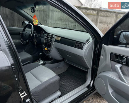 Черный Шевроле Лачетти, объемом двигателя 1.8 л и пробегом 243 тыс. км за 4489 $, фото 10 на Automoto.ua