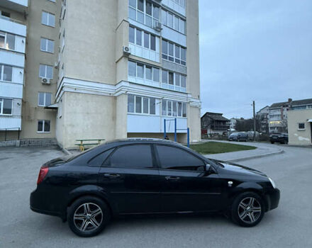 Черный Шевроле Лачетти, объемом двигателя 1.6 л и пробегом 233 тыс. км за 3750 $, фото 4 на Automoto.ua