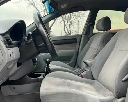 Чорний Шевроле Лачетті, об'ємом двигуна 1.8 л та пробігом 237 тис. км за 3600 $, фото 8 на Automoto.ua