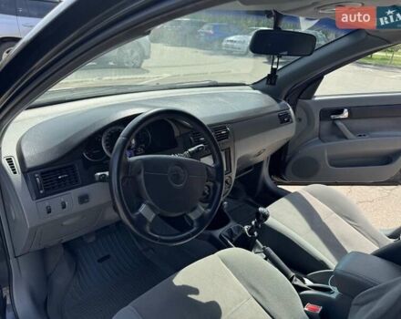 Черный Шевроле Лачетти, объемом двигателя 1.8 л и пробегом 194 тыс. км за 3900 $, фото 7 на Automoto.ua