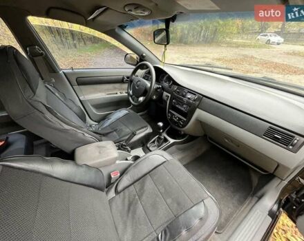 Шевроле Лачетти 2007 в Кропивницком (Кировограде) на Automoto.ua Черный Шевроле Лачетти, объемом двигателя 1.8 л и пробегом 235 тыс. км за 4500 $, фото 5 на Automoto.ua
