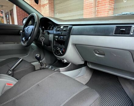 Черный Шевроле Лачетти, объемом двигателя 1.8 л и пробегом 204 тыс. км за 4300 $, фото 15 на Automoto.ua