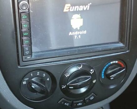 Черный Шевроле Лачетти, объемом двигателя 1.8 л и пробегом 282 тыс. км за 3500 $, фото 16 на Automoto.ua