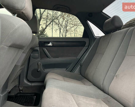 Черный Шевроле Лачетти, объемом двигателя 1.8 л и пробегом 237 тыс. км за 3600 $, фото 17 на Automoto.ua