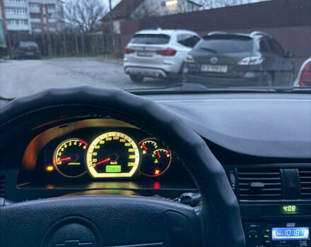 Черный Шевроле Лачетти, объемом двигателя 1.6 л и пробегом 233 тыс. км за 3750 $, фото 22 на Automoto.ua