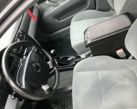 Черный Шевроле Лачетти, объемом двигателя 1.6 л и пробегом 198 тыс. км за 3600 $, фото 6 на Automoto.ua