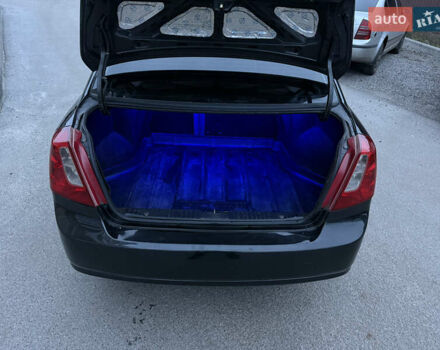 Черный Шевроле Лачетти, объемом двигателя 1.6 л и пробегом 233 тыс. км за 3750 $, фото 11 на Automoto.ua