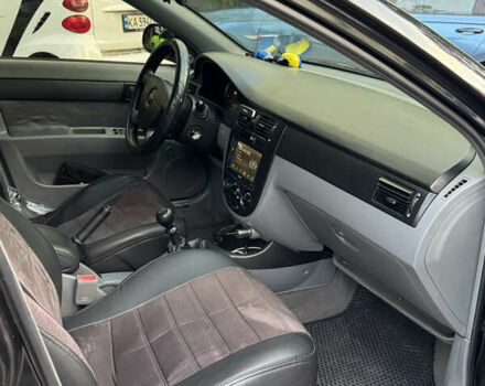 Черный Шевроле Лачетти, объемом двигателя 1.6 л и пробегом 252 тыс. км за 5700 $, фото 8 на Automoto.ua