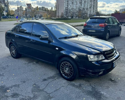 Черный Шевроле Лачетти, объемом двигателя 1.8 л и пробегом 251 тыс. км за 3900 $, фото 7 на Automoto.ua