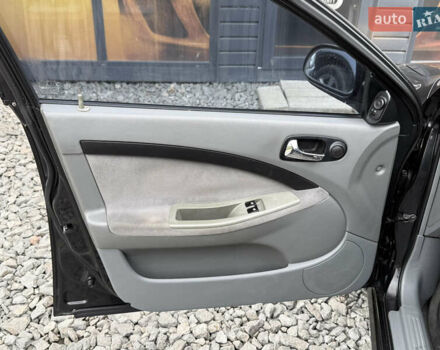 Черный Шевроле Лачетти, объемом двигателя 1.8 л и пробегом 202 тыс. км за 3999 $, фото 36 на Automoto.ua