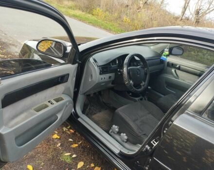 Черный Шевроле Лачетти, объемом двигателя 1.6 л и пробегом 190 тыс. км за 3700 $, фото 5 на Automoto.ua