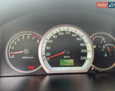 Черный Шевроле Лачетти, объемом двигателя 1.6 л и пробегом 174 тыс. км за 5500 $, фото 59 на Automoto.ua