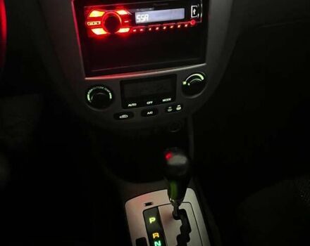 Черный Шевроле Лачетти, объемом двигателя 1.8 л и пробегом 131 тыс. км за 6400 $, фото 37 на Automoto.ua