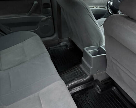 Черный Шевроле Лачетти, объемом двигателя 1.6 л и пробегом 285 тыс. км за 2999 $, фото 7 на Automoto.ua