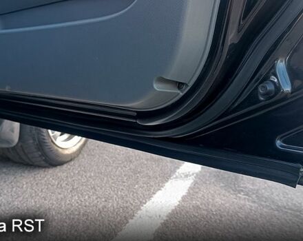 Черный Шевроле Лачетти, объемом двигателя 1.8 л и пробегом 200 тыс. км за 4500 $, фото 7 на Automoto.ua