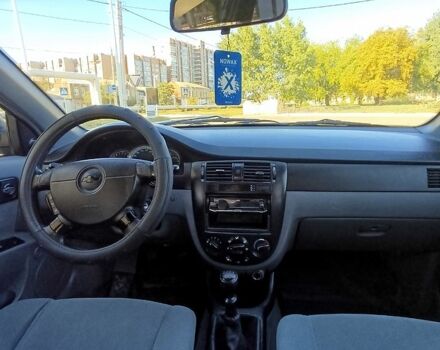 Черный Шевроле Лачетти, объемом двигателя 1.6 л и пробегом 240 тыс. км за 3650 $, фото 7 на Automoto.ua