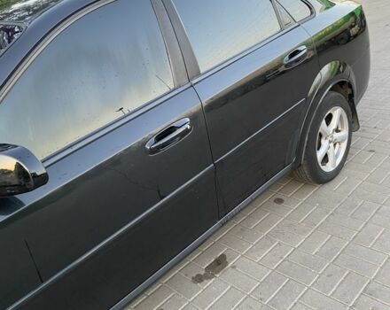 Черный Шевроле Лачетти, объемом двигателя 1.8 л и пробегом 200 тыс. км за 3800 $, фото 4 на Automoto.ua