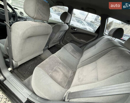 Черный Шевроле Лачетти, объемом двигателя 1.8 л и пробегом 202 тыс. км за 3999 $, фото 33 на Automoto.ua