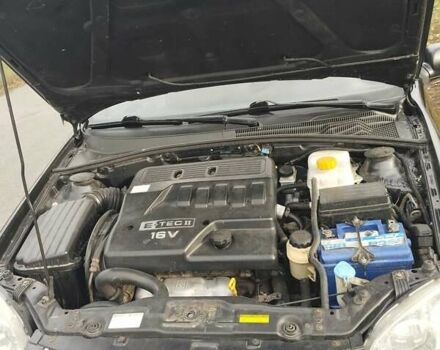 Черный Шевроле Лачетти, объемом двигателя 1.6 л и пробегом 190 тыс. км за 3700 $, фото 1 на Automoto.ua