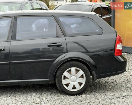 Черный Шевроле Лачетти, объемом двигателя 1.8 л и пробегом 202 тыс. км за 3999 $, фото 12 на Automoto.ua