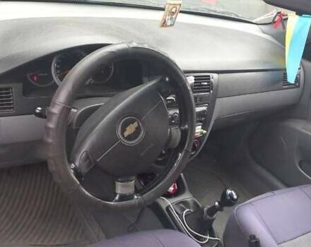 Черный Шевроле Лачетти, объемом двигателя 1.8 л и пробегом 170 тыс. км за 4800 $, фото 4 на Automoto.ua