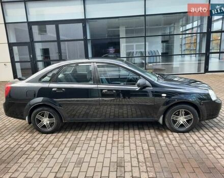 Черный Шевроле Лачетти, объемом двигателя 1.6 л и пробегом 246 тыс. км за 3999 $, фото 6 на Automoto.ua