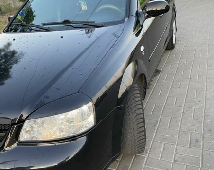 Черный Шевроле Лачетти, объемом двигателя 1.8 л и пробегом 200 тыс. км за 3800 $, фото 9 на Automoto.ua