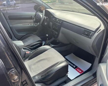 Черный Шевроле Лачетти, объемом двигателя 1.8 л и пробегом 226 тыс. км за 3490 $, фото 14 на Automoto.ua