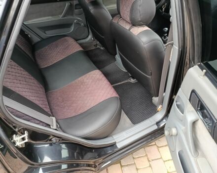 Черный Шевроле Лачетти, объемом двигателя 1.8 л и пробегом 197 тыс. км за 4350 $, фото 18 на Automoto.ua