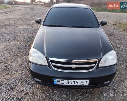 Черный Шевроле Лачетти, объемом двигателя 1.8 л и пробегом 244 тыс. км за 4200 $, фото 4 на Automoto.ua