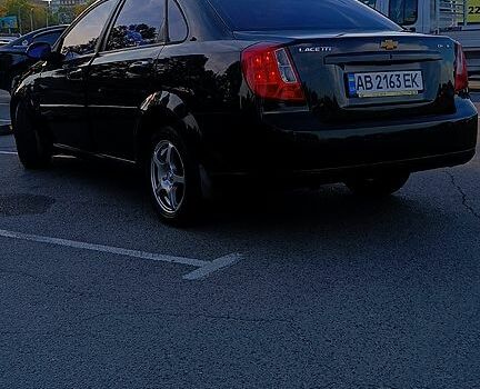 Черный Шевроле Лачетти, объемом двигателя 1.8 л и пробегом 200 тыс. км за 4500 $, фото 1 на Automoto.ua