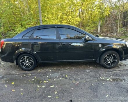 Черный Шевроле Лачетти, объемом двигателя 1.8 л и пробегом 220 тыс. км за 5000 $, фото 4 на Automoto.ua