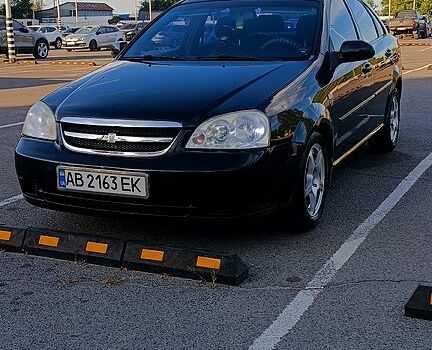 Черный Шевроле Лачетти, объемом двигателя 1.8 л и пробегом 200 тыс. км за 4500 $, фото 2 на Automoto.ua