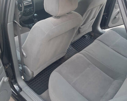 Черный Шевроле Лачетти, объемом двигателя 1.8 л и пробегом 202 тыс. км за 4999 $, фото 17 на Automoto.ua