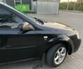 Черный Шевроле Лачетти, объемом двигателя 1.8 л и пробегом 200 тыс. км за 3800 $, фото 2 на Automoto.ua