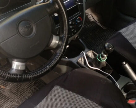 Черный Шевроле Лачетти, объемом двигателя 1.8 л и пробегом 294 тыс. км за 4000 $, фото 2 на Automoto.ua