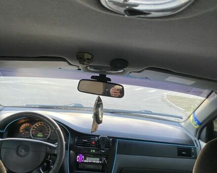 Черный Шевроле Лачетти, объемом двигателя 1.8 л и пробегом 200 тыс. км за 3800 $, фото 7 на Automoto.ua