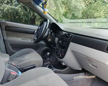 Черный Шевроле Лачетти, объемом двигателя 1.8 л и пробегом 190 тыс. км за 4999 $, фото 11 на Automoto.ua