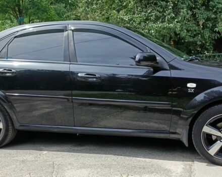 Черный Шевроле Лачетти, объемом двигателя 1.8 л и пробегом 190 тыс. км за 4999 $, фото 16 на Automoto.ua