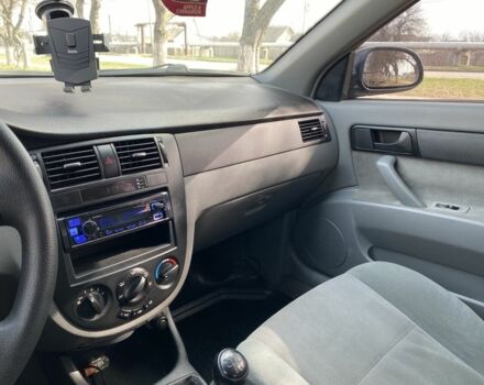 Чорний Шевроле Лачетті, об'ємом двигуна 1.6 л та пробігом 240 тис. км за 4450 $, фото 12 на Automoto.ua