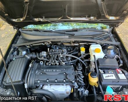 Черный Шевроле Лачетти, объемом двигателя 1.6 л и пробегом 179 тыс. км за 5300 $, фото 5 на Automoto.ua