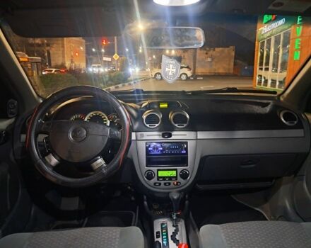 Черный Шевроле Лачетти, объемом двигателя 1.8 л и пробегом 190 тыс. км за 4300 $, фото 12 на Automoto.ua