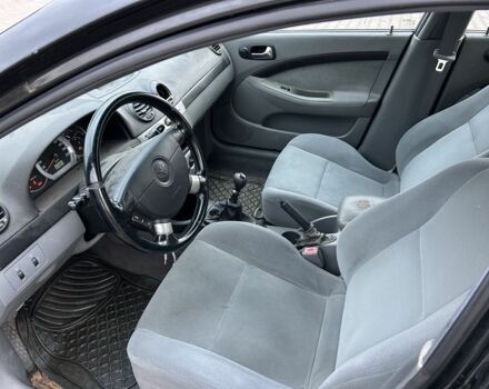 Черный Шевроле Лачетти, объемом двигателя 1.6 л и пробегом 200 тыс. км за 1450 $, фото 8 на Automoto.ua