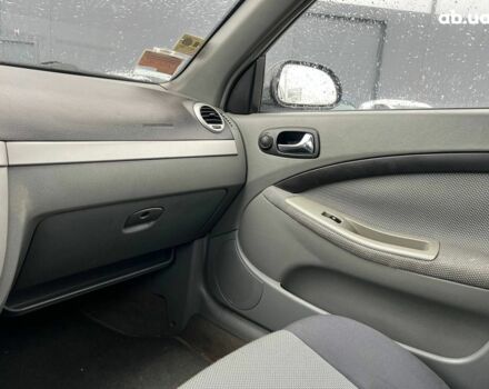 Черный Шевроле Лачетти, объемом двигателя 1.8 л и пробегом 293 тыс. км за 4190 $, фото 26 на Automoto.ua